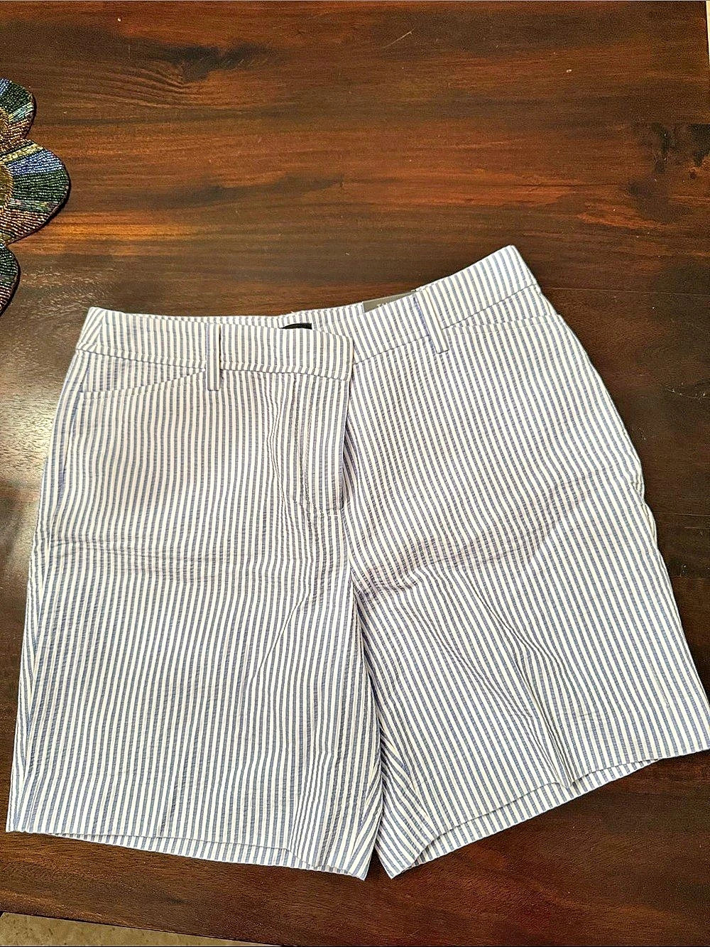 New Talbots Perfect Short 7" - Seersucker Bermuda Shorts Blue & White Size 10